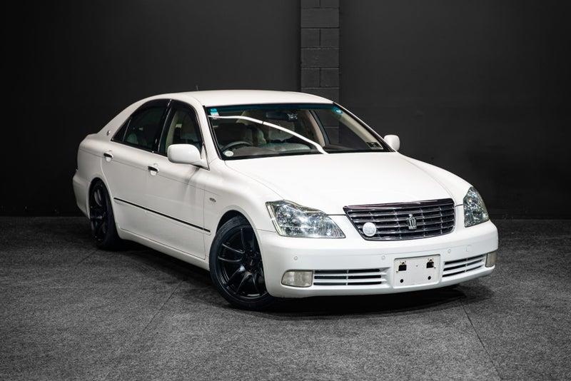 2004 Toyota Crown