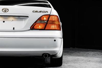 2002 Toyota Celsior - Thumbnail