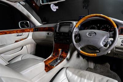 2002 Toyota Celsior - Thumbnail