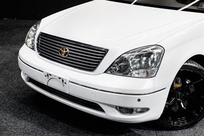 2002 Toyota Celsior - Thumbnail