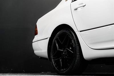 2002 Toyota Celsior - Thumbnail