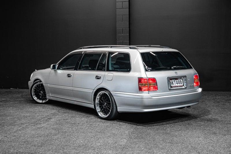2000 Toyota Crown