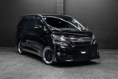 2013 Toyota Vellfire - Thumbnail