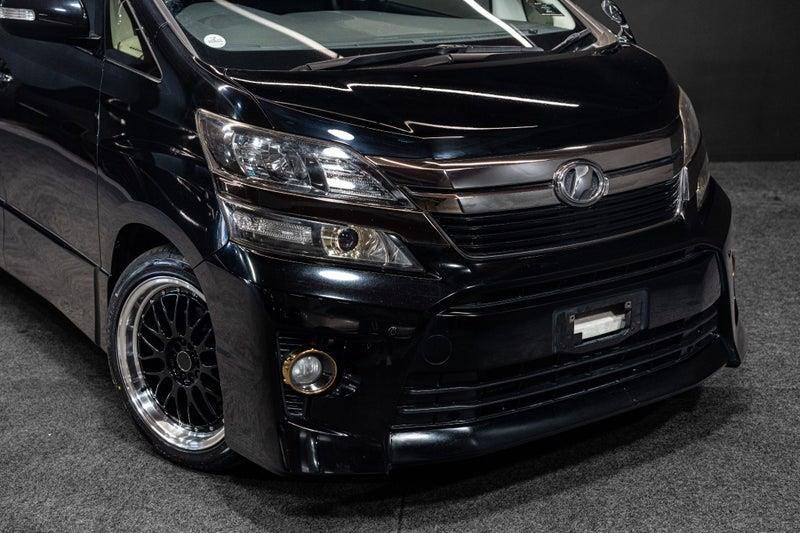2013 Toyota Vellfire