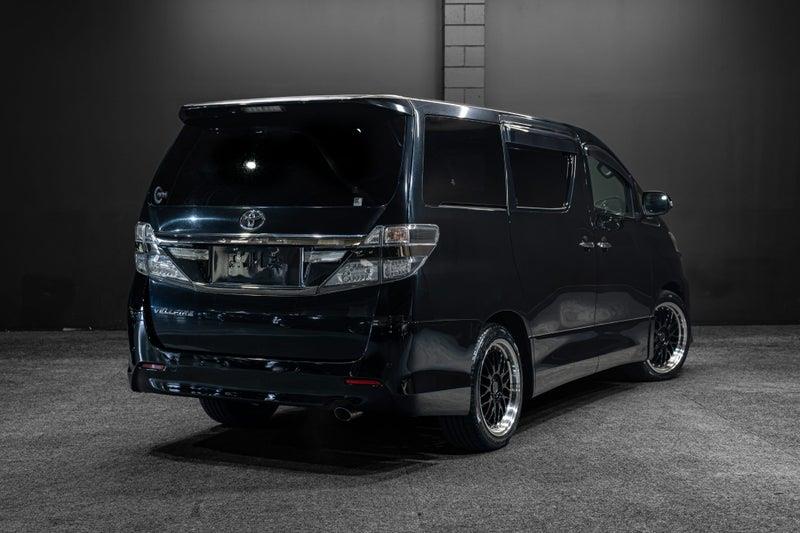 2013 Toyota Vellfire