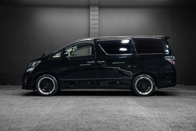 2013 Toyota Vellfire