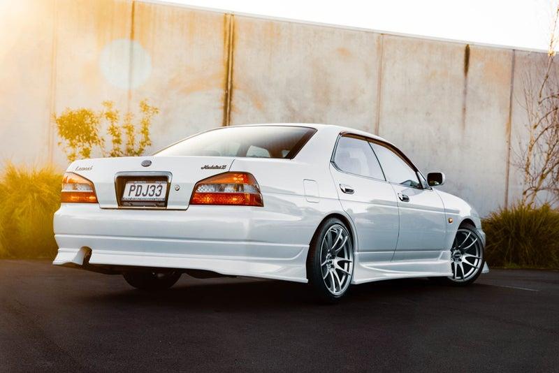 2001 Nissan Laurel