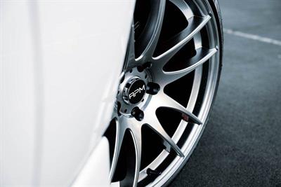 2001 Nissan Laurel - Thumbnail