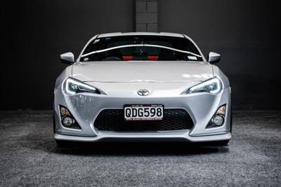 2015 Toyota 86 - Thumbnail