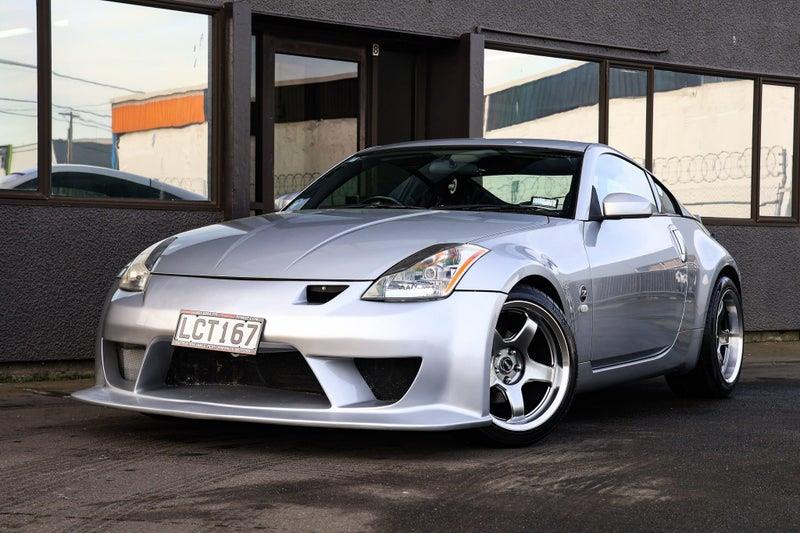2005 Nissan Fairlady