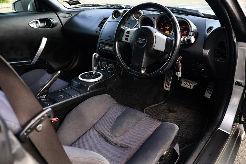 2005 Nissan Fairlady