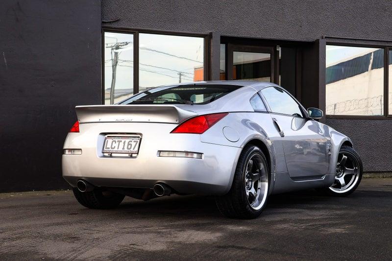 2005 Nissan Fairlady