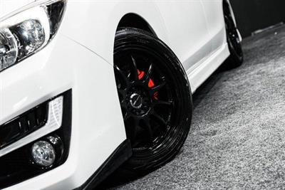 2016 Subaru Impreza - Thumbnail