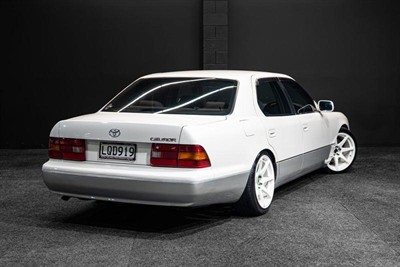 1995 Toyota Celsior - Thumbnail