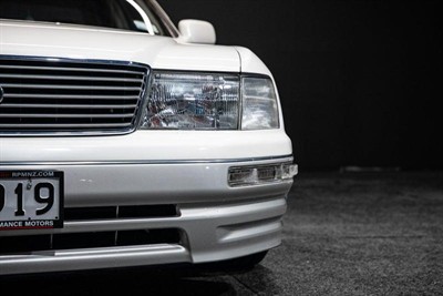 1995 Toyota Celsior - Thumbnail