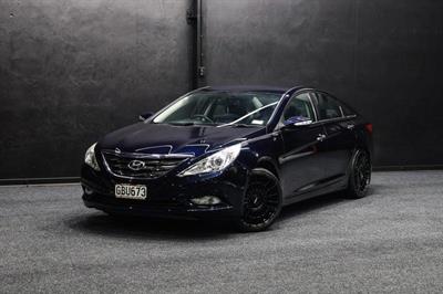 2011 Hyundai i45 - Thumbnail