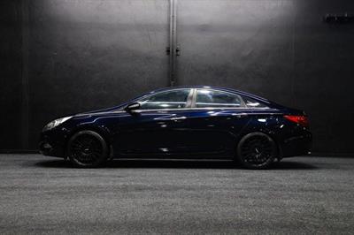 2011 Hyundai i45 - Thumbnail
