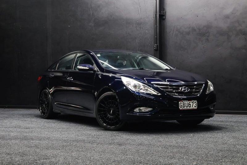 2011 Hyundai i45