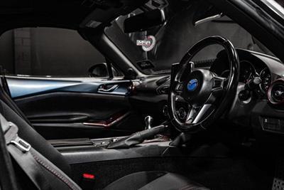 2015 Mazda Roadster - Thumbnail