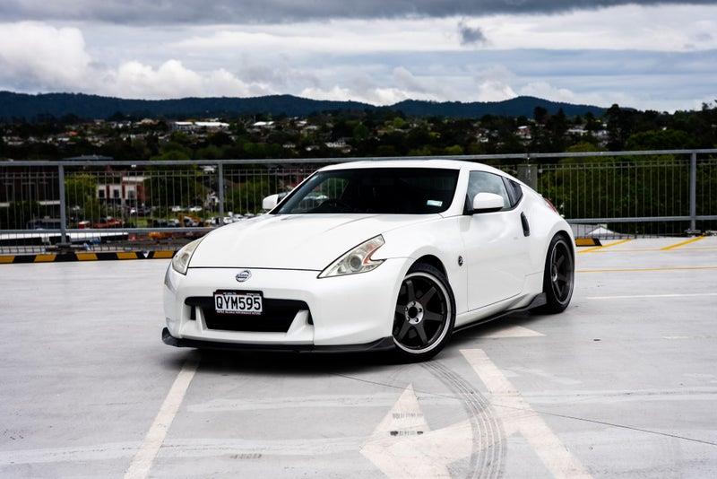 2011 Nissan Fairlady