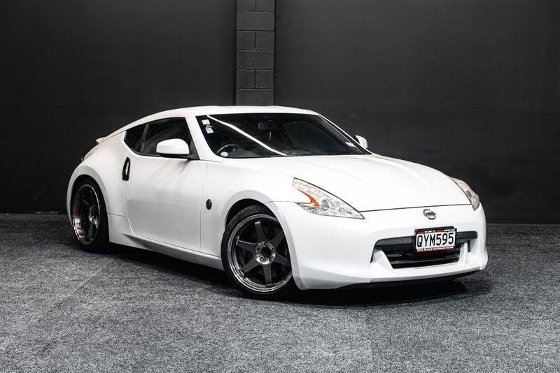 2011 Nissan Fairlady