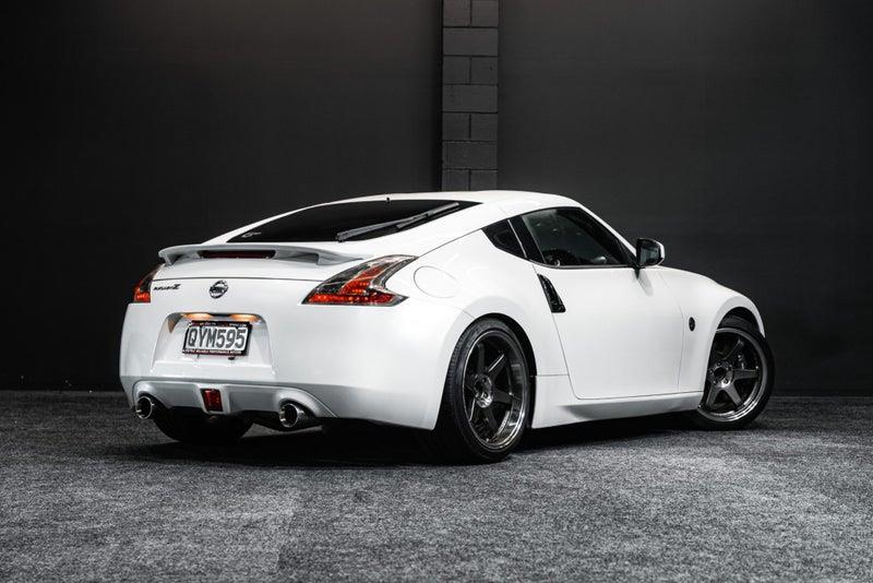 2011 Nissan Fairlady