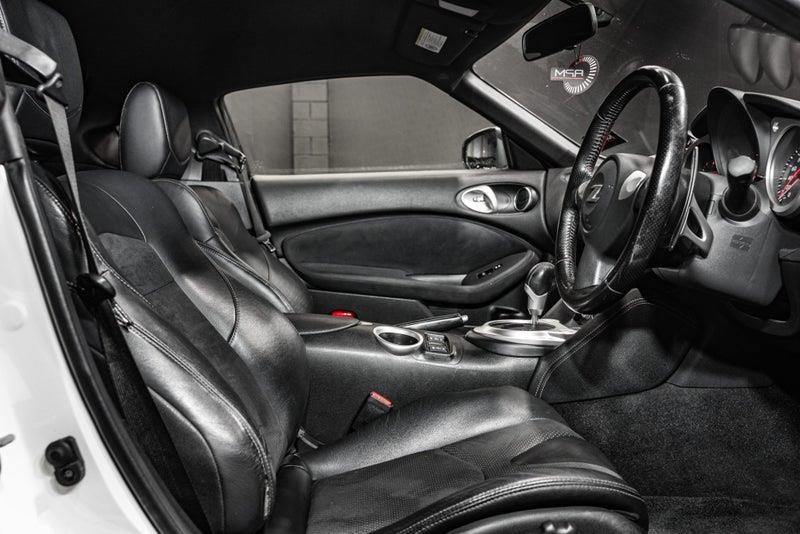 2011 Nissan Fairlady