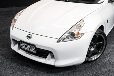 2011 Nissan Fairlady - Thumbnail