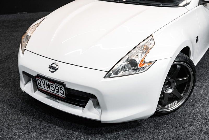 2011 Nissan Fairlady