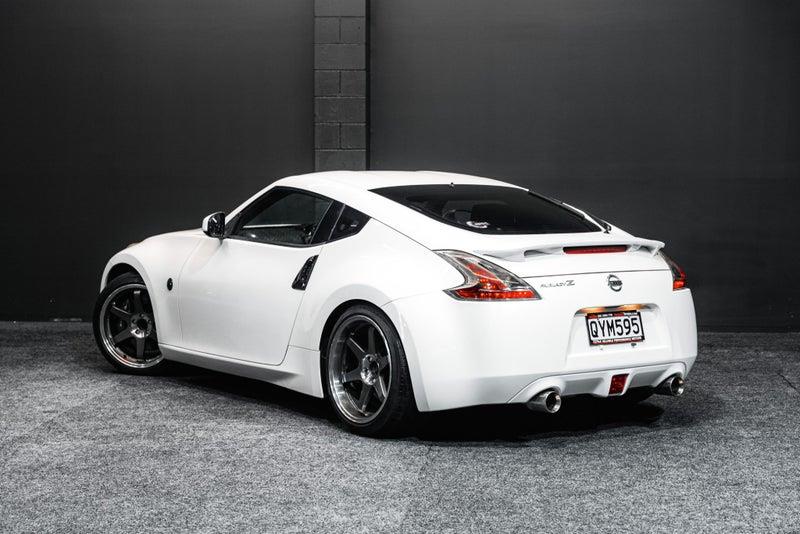2011 Nissan Fairlady