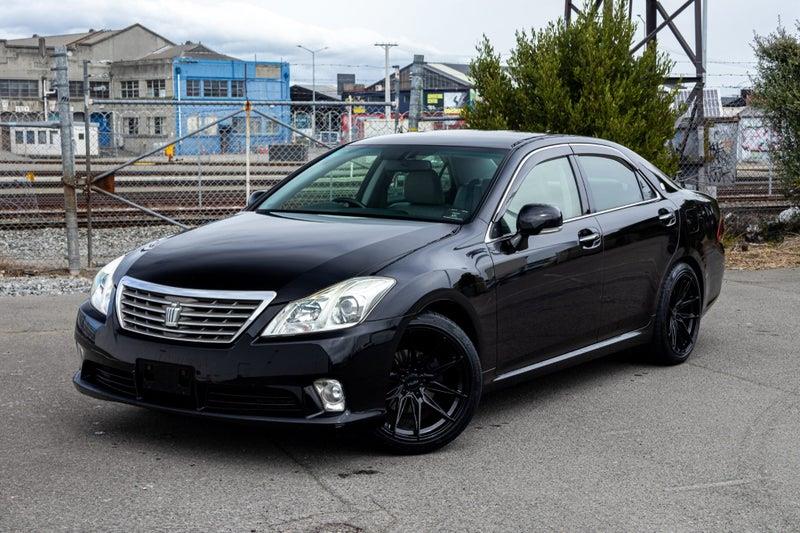 2012 Toyota Crown