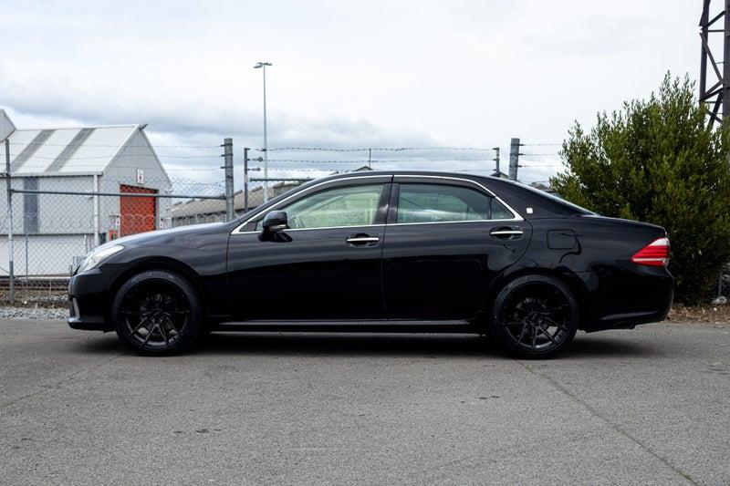 2012 Toyota Crown