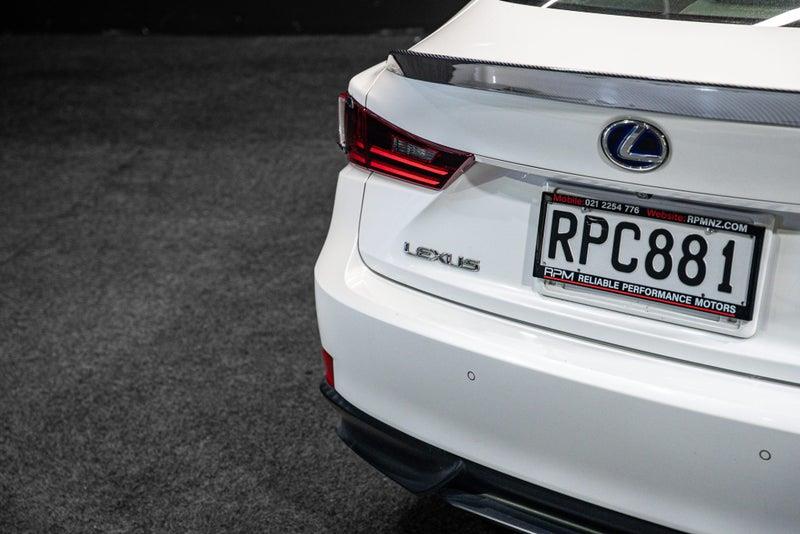 2015 Lexus IS 300h