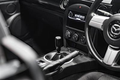 2006 Mazda Roadster - Thumbnail