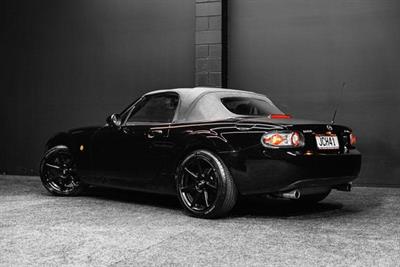 2006 Mazda Roadster - Thumbnail