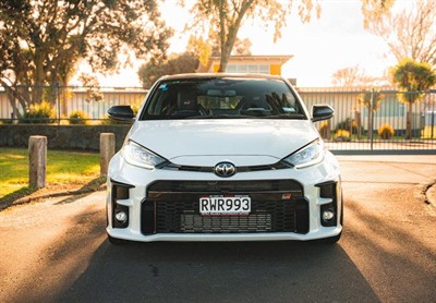 2021 Toyota Yaris - Thumbnail
