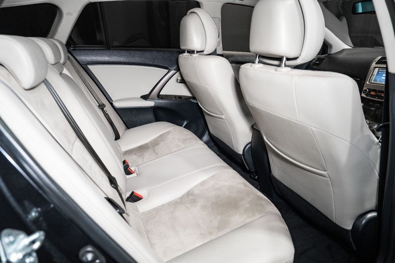 2015 Toyota Avensis
