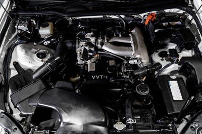 2001 Toyota Crown - Thumbnail