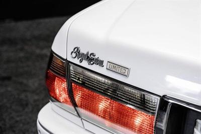 2001 Toyota Crown - Thumbnail