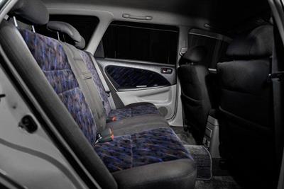 1998 Toyota Caldina - Thumbnail