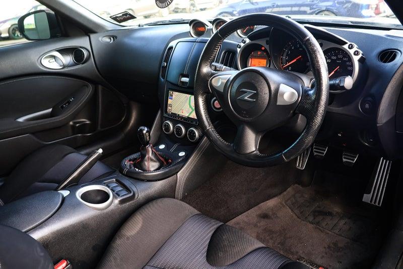 2009 Nissan Fairlady