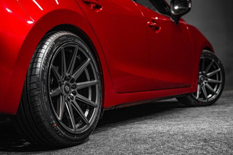 2013 Mazda Axela