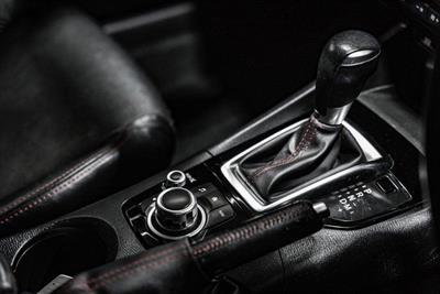 2013 Mazda Axela - Thumbnail