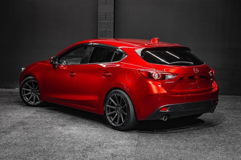2013 Mazda Axela