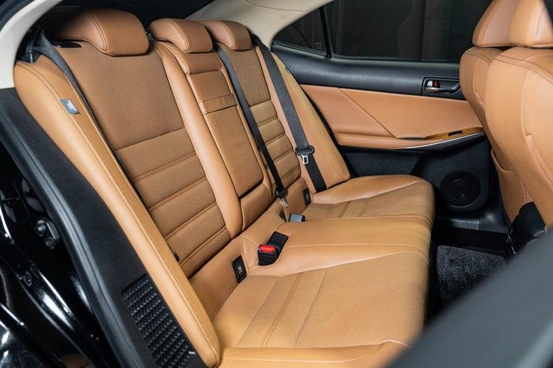 2013 Lexus IS 300h