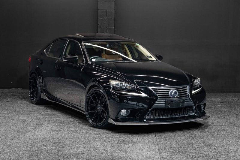 2013 Lexus IS 300h
