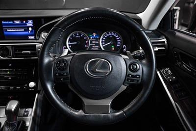 2013 Lexus IS 350 - Thumbnail
