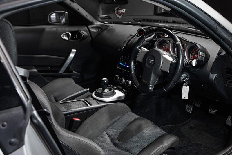 2007 Nissan Fairlady