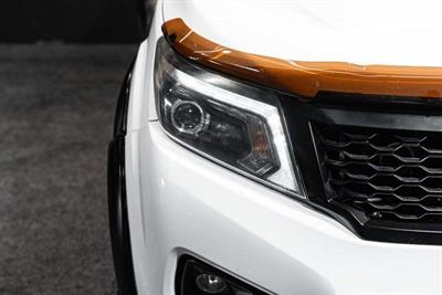 2018 Nissan Navara - Thumbnail