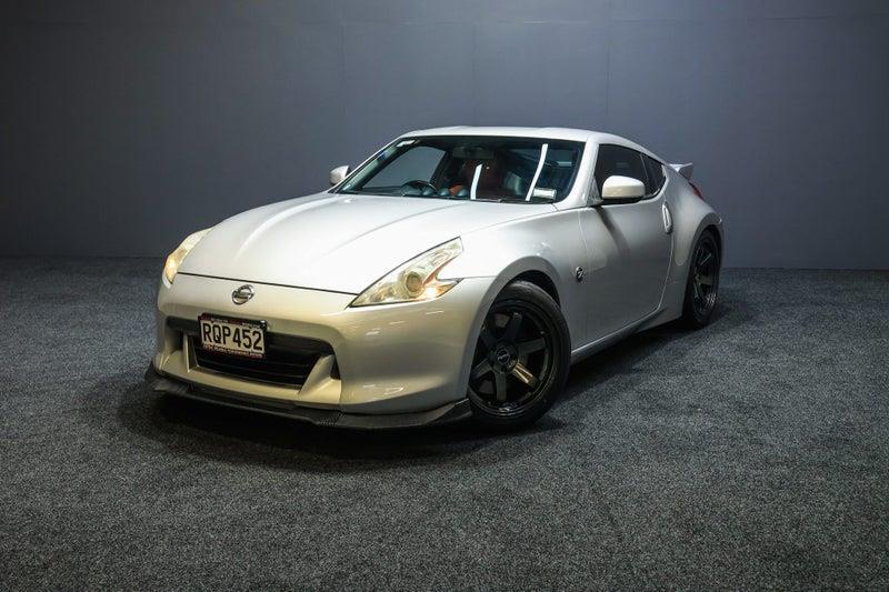 2010 Nissan Fairlady